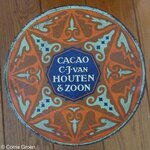 deksel (het groen is vertekend in lichtblauw, waarschijnlijk door andere belichting).
              <br/>
              Corrie Groen-Pickhard , 2019